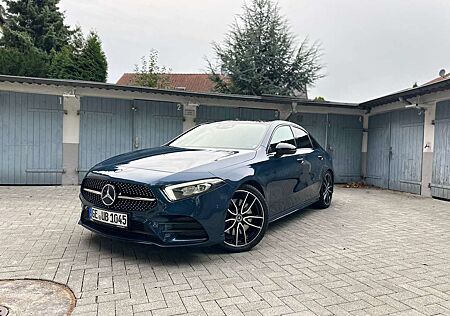 Mercedes-Benz A 250 AMG-Paket Night-Paket Limousine Panorama MBUX TOP!