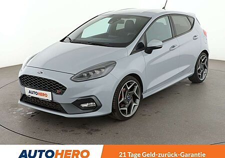 Ford Fiesta 1.5 EcoBoost ST *NAVI*CAM*SHZ*TEMPO*KLIMA*