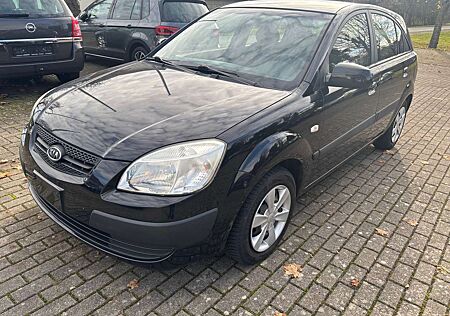 Kia Rio 1.4 EX Basis