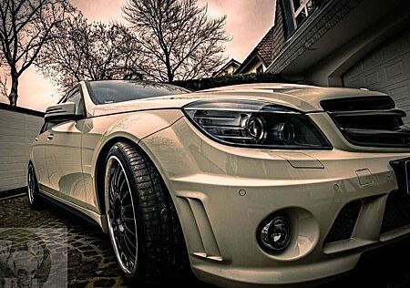 Mercedes-Benz C 63 AMG 7G-TRONIC SPORT EDITION