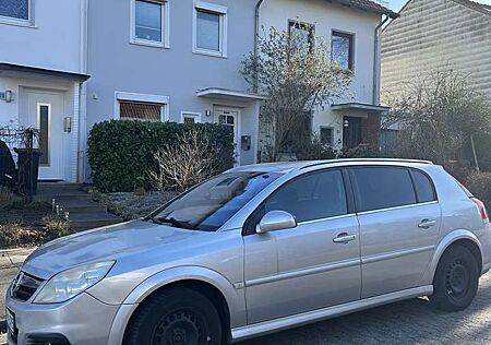 Opel Signum 1.9 CDTI 150 ps