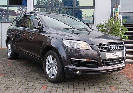 Audi Q7 3.0 TDI (DPF) quattro tiptronic 7Sitze