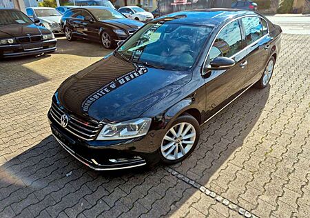 VW Passat Volkswagen Lim. 1,4TSi Highline BlueMotion Voll-