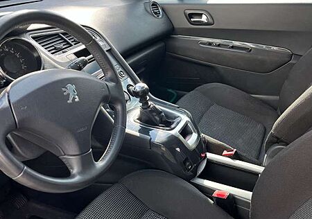 Peugeot 5008 155 THP Family