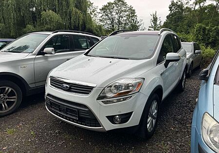 Ford Kuga Titanium*AUTOMATIK*VOLLAUSSTATTUNG*