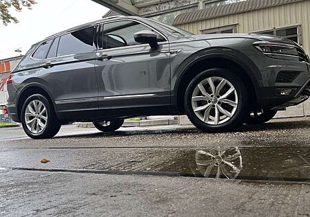 VW Tiguan Allspace Volkswagen Highline 4Motion