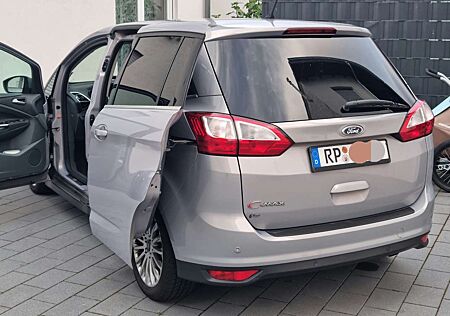 Ford Grand C-Max 2.0 TDCi Titanium