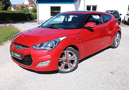 Hyundai Veloster blue Style Navi Kamera SHZ BT Panorama
