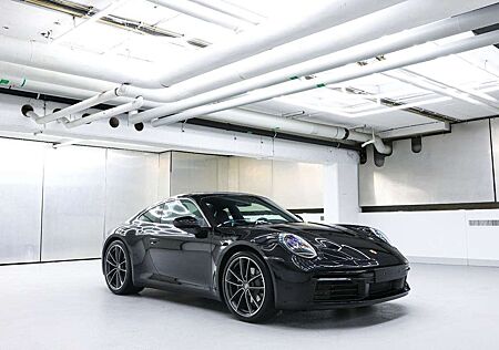 Porsche 992 Carrera 1.Hand Vollleder Lift
