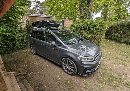 VW Touran Volkswagen Diesel 2.0 TDI R-Line