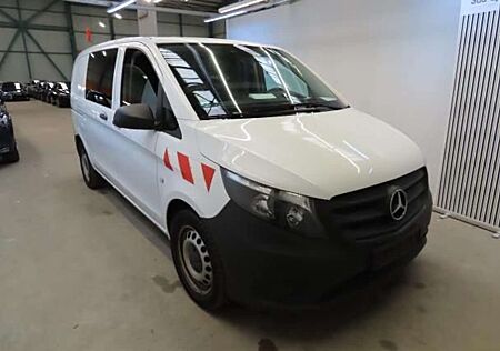 Mercedes-Benz Vito Kasten 114 4x4 ALLRAD+BÜRO+Stromversorgung!