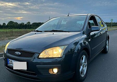 Ford Focus 1.6 16V Trend