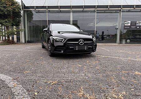 Mercedes-Benz A 250 e 8G-DCT AMG Line