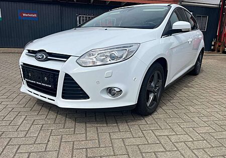 Ford Focus 2.0 TDCI Titanium, 163 PS, 6-Gang, 2. Hand, TÜV neu,