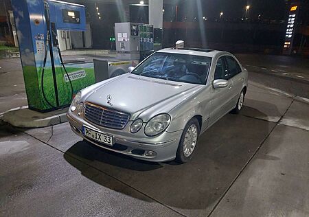 Mercedes-Benz E 200 Kompressor Automatik Elegance