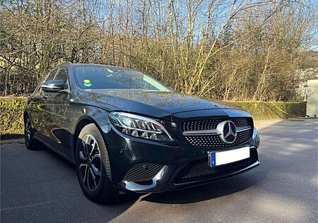 Mercedes-Benz C 200 d T 9G-TRONIC