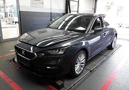 Seat Leon Sportstourer Xcellence2.0TDI DSG LED Navi