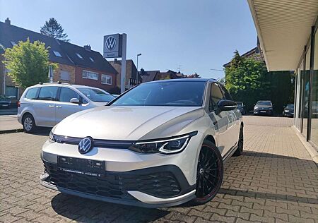 VW Golf Volkswagen VIII GTI Clubsport IQ,PANO,HUD,KAM,WR