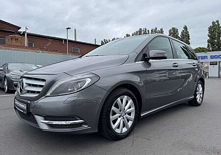 Mercedes-Benz B 180 *TEMP*SITZH*1HAND*TÜVNEU*PDC*AHK