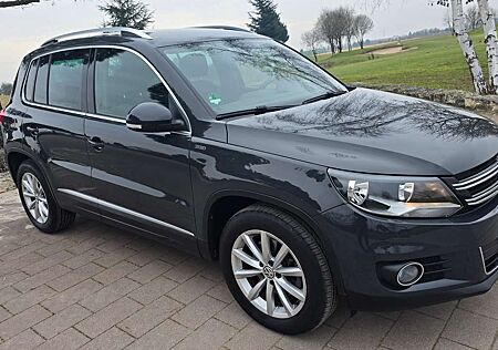 VW Tiguan Volkswagen Sport & Style LOUNGE 1.4l 122PS NAV KAM PDC SHZ