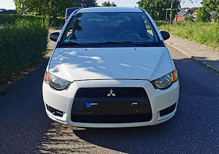 Mitsubishi Colt 1.1