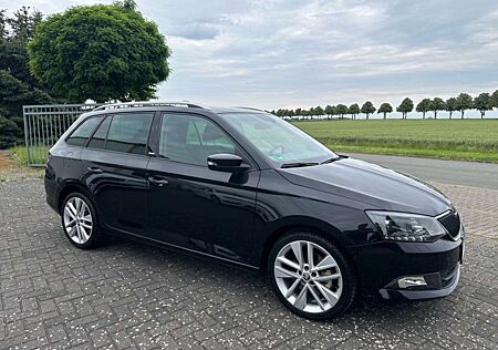 Skoda Fabia Combi Joy Sport/Klimaaut./Temp./Sitzh./AHK