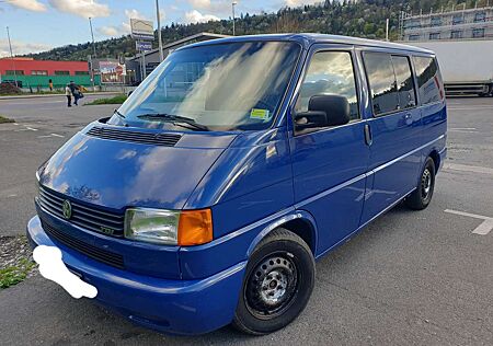 VW T4 Multivan Volkswagen T4/MULTIVAN/CARAVELLE TDI 7DC UY2