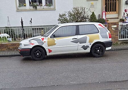 VW Golf Volkswagen youngtimer , oldtimer mit neuem Tüv