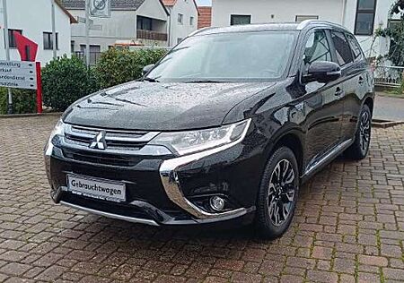 Mitsubishi Outlander PLUS 2.0 MIVEC 4WD