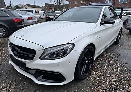 Mercedes-Benz C 63 AMG C 63 S AMG Navi Panorama Scheckheft MB100 bis 3.26