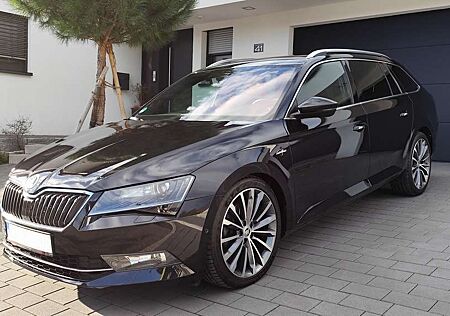 Skoda Superb gebraucht kaufen Skoda Superb Combi 2.0 TDI 4x4 DSG L
