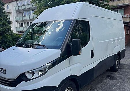 IVECO Daily 35 S 16A8 D