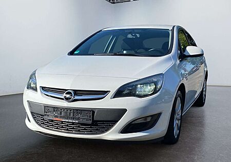 Opel Astra J Lim. Active