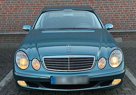 Mercedes-Benz E 240 (211.061)