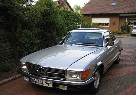 Mercedes-Benz SL 350 SLC 350 W107