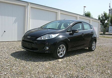 Ford Fiesta 1.6 TDCI Titanium - Klima - PDC - SHZ ..