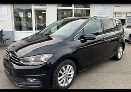 VW Touran Volkswagen 1.6 TDI SCR (BlueMotion Technology) Trendline