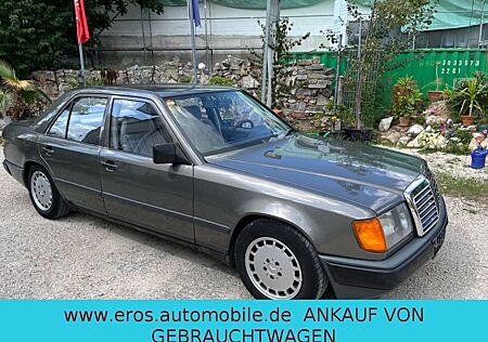 Mercedes-Benz E 230