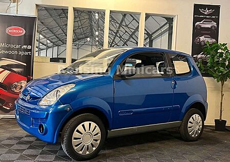 Aixam Roadline Blau Mopedauto Leichtmobile Microcar 45