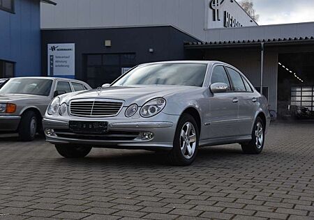 Mercedes-Benz E 320 AVANTGARDE
