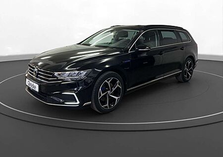 VW Passat Volkswagen Variant GTE AHK LED LM 18" Navi ACC PDC+RFK DAB