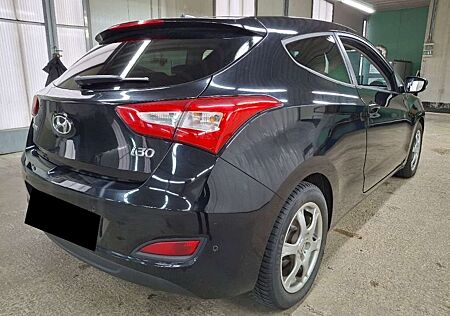 Hyundai i30 3p 1.4 Classic 100cv