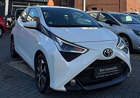 Toyota Aygo x-play Team D