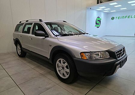 Volvo XC 70 XC70 D5 AWD Kinetic / LEDER / NAVI / SHZ