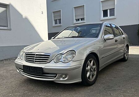 Mercedes-Benz C 200 Kompressor (203.042)