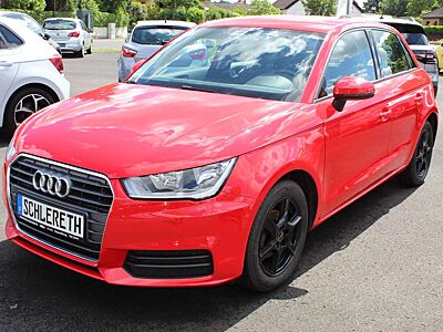 Audi A1 Sportback, 1. Hand, HU+AU NEU, 80500 km, Sommer- und Winterreifen, Lederlenkrad