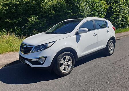 Kia Sportage 1.6 GDI 2WD, TOP-ZUSTAND !, 1-HAND, PANORAMADACH.