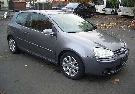 VW Golf Volkswagen V Sportline 1,6 TÜV neu! Top-Ausstattung!