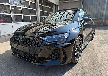 Audi RS3 Sportback Matrix Pano RS-Abgas MMi