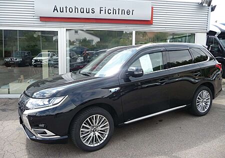 Mitsubishi Outlander Plug-in Hybrid PLUS FA 4WD
